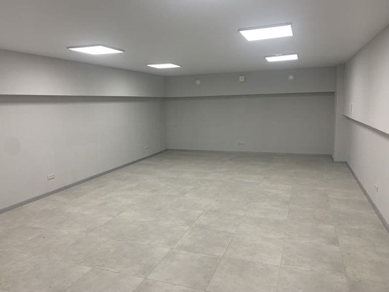 Оренда комерційного приміщення 102 м кв в Бучі по вулиці Вокзальна