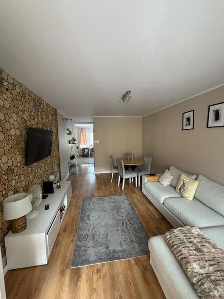 Mieszkanie 2 pokoje 47 m² | 1 piętro | balkon | piwnica | Lipno ul. Korczaka