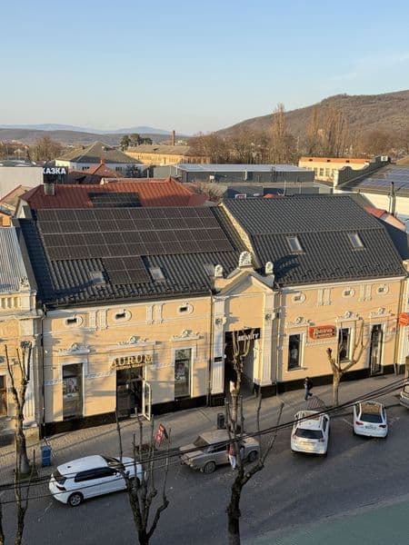 Продається квартира в центрі