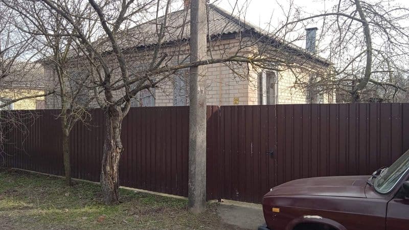 Терміново Продам дом в м. Ізюм біля  залізничного рынку