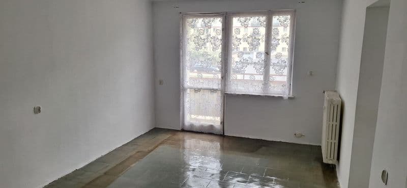 Sprzedam mieszkanie na parterze  3 pokoje + balkon  ul Wileńska  55m
Sprzedam  mieszkanie 3-pokojowe , 55m–, ul. Wileńska - parter z balkonem 

Ofe