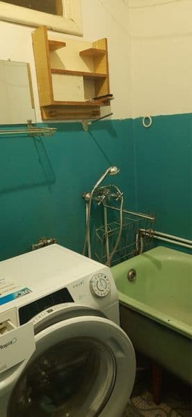 Продам квартиру та будинок