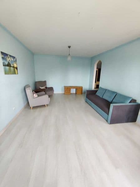 2-к квартира з ремонтом,ЦЕНТРАЛІЗОВАНЕ опалення,  74м2