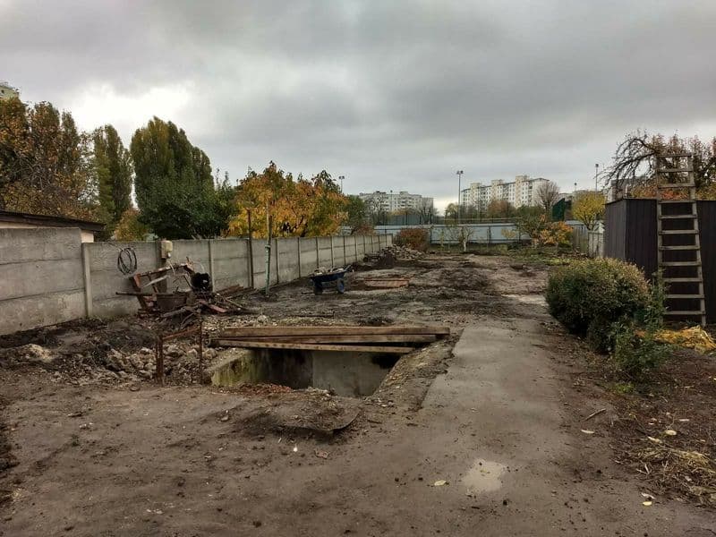 Продам участок в начале г. Борисполь 6 соток
