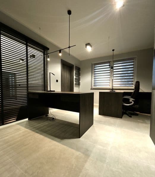 Do wynajęcia w pełni umeblowane biuro – 115 m²