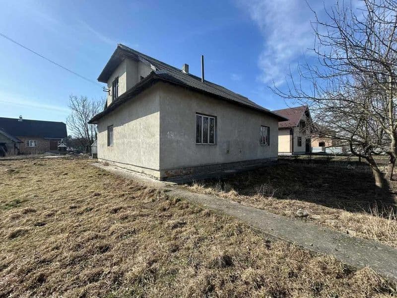 Продаю будинок вул. Міцкевича
