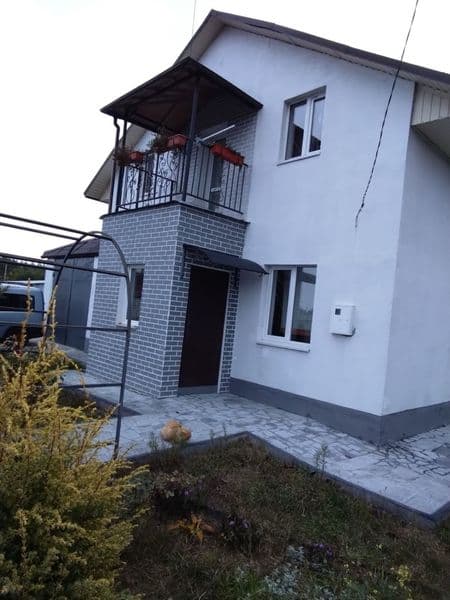 Здається капітальний 2-х поверховий будинок! Генератор!