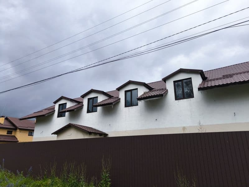 Продам приміщення під комерцію Рожни