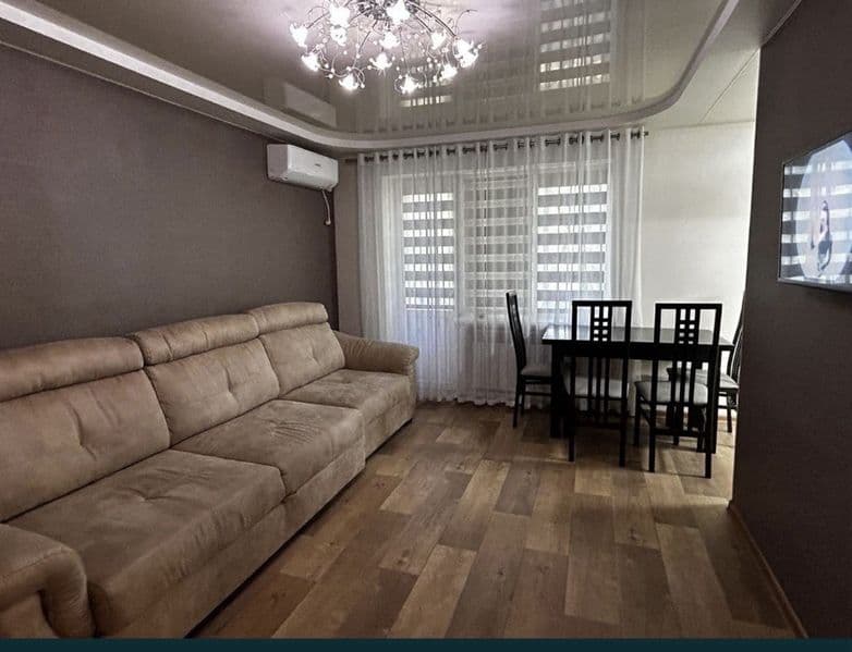 Продам 3 кімнатну квартиру центр міста!!!