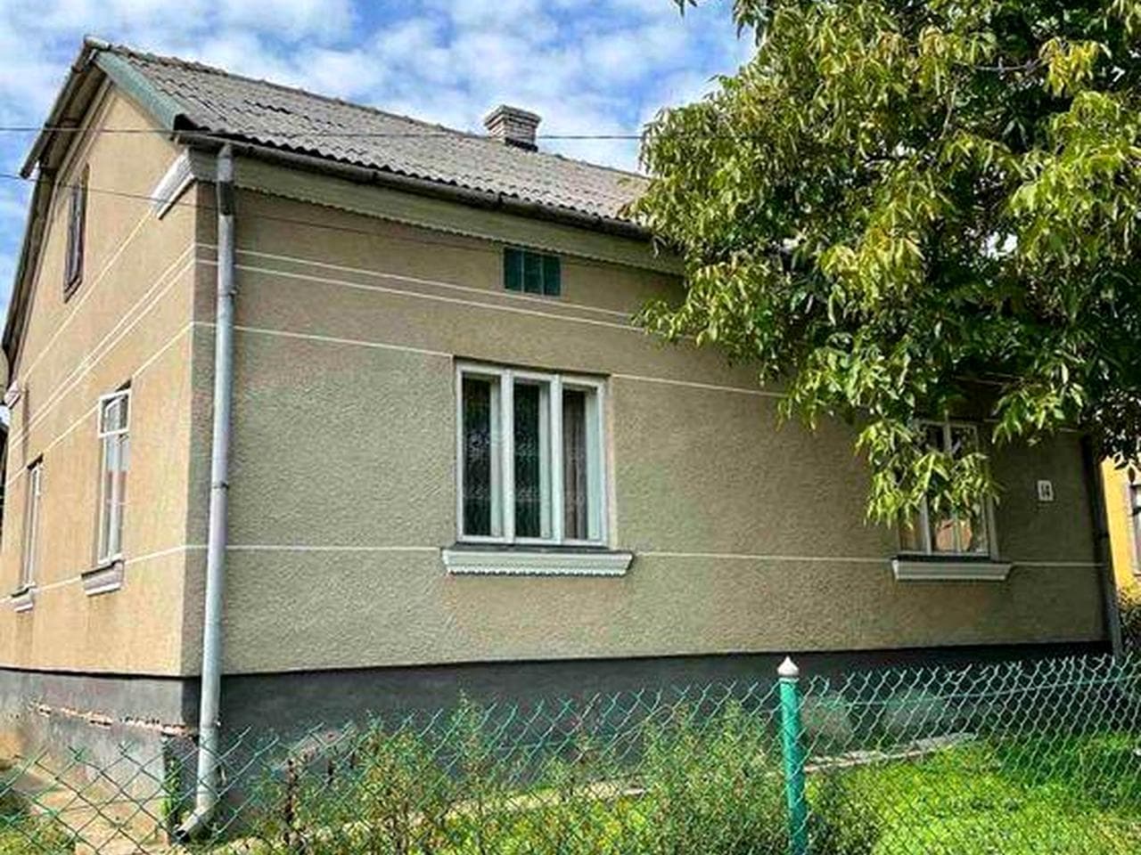 Продаж будинок у м.Мостиська