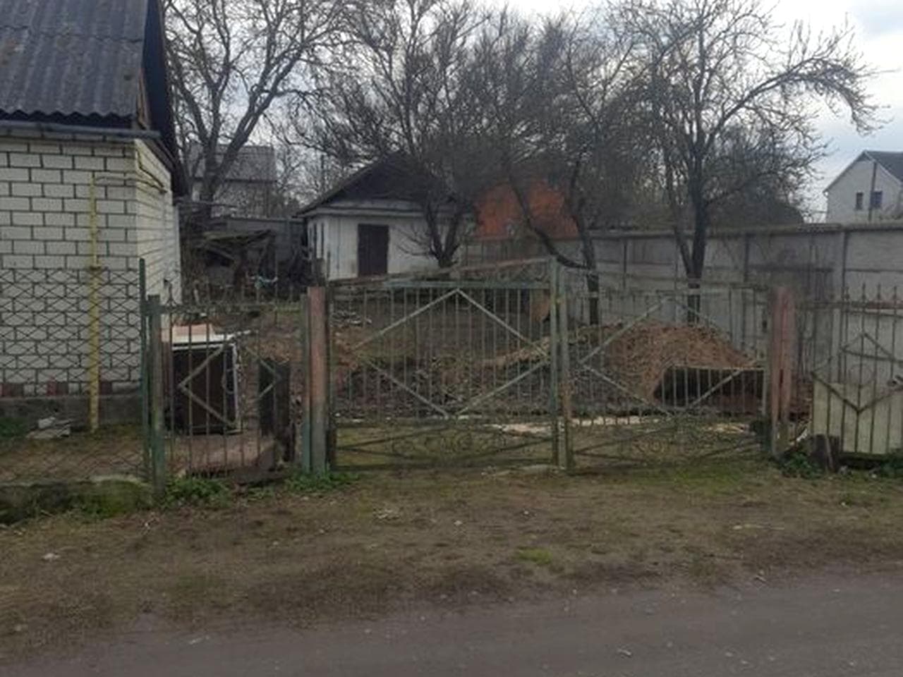 Продам будинок в центральній частині міста