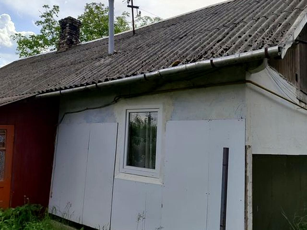 Продам будинок зі земельною ділянкою