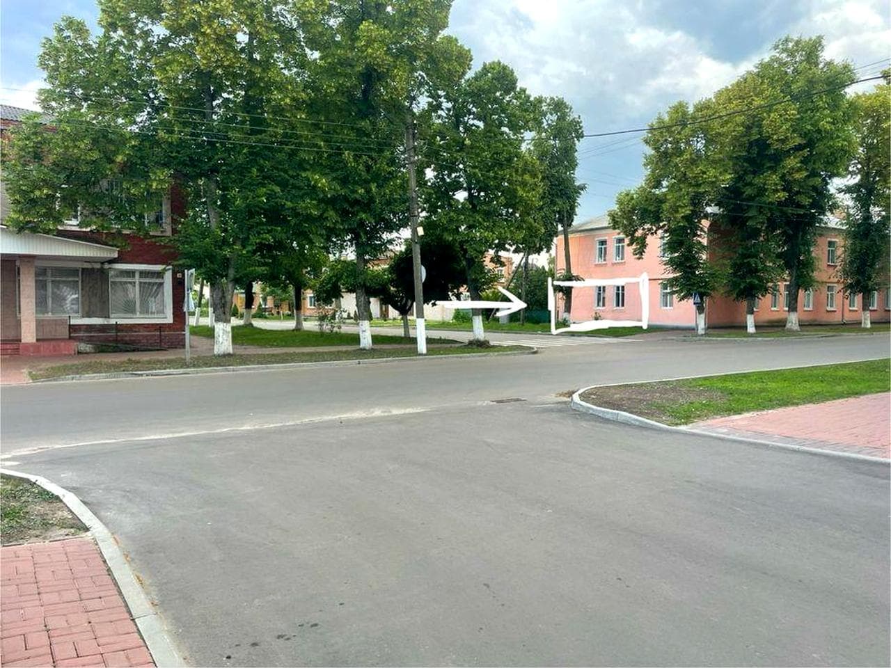 Квартира в центрі міста! Можна під комерцію ! Гарне розташування!