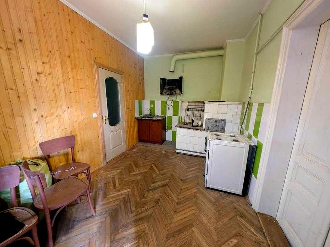 Продаж 2-х кімнатної квартири в центрі міста Дрогобич