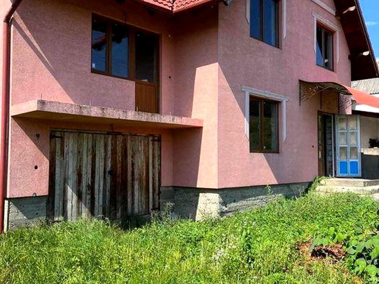 Продається будинок в мальовничому Виноградові Закарпатської області