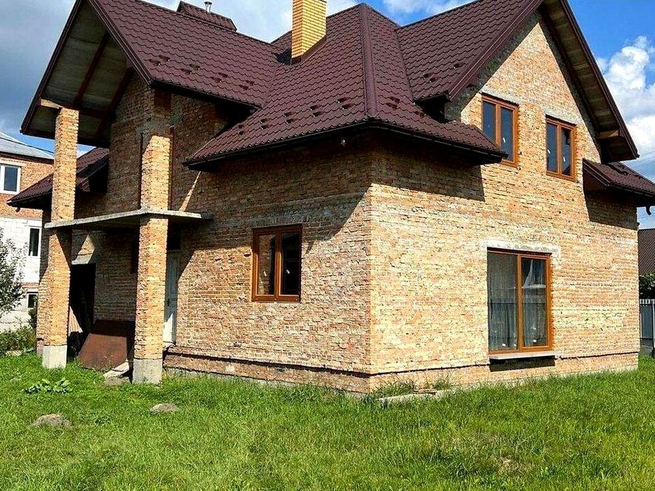 Продаж будинку м Жовква