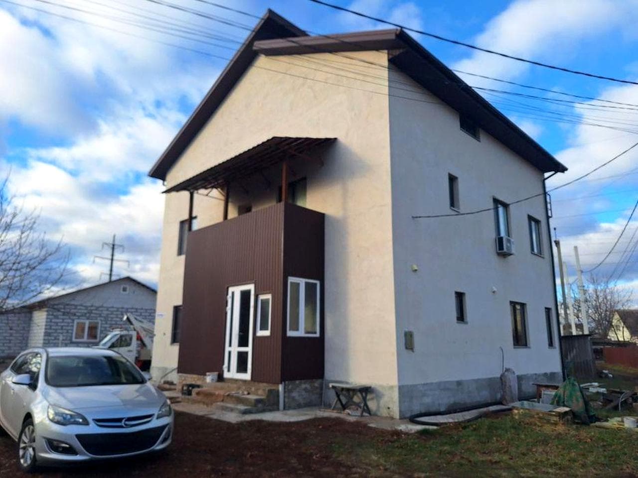 Будинок 200м на 2 окремі ходи для 2х сімей  +5 соток Бориспіль