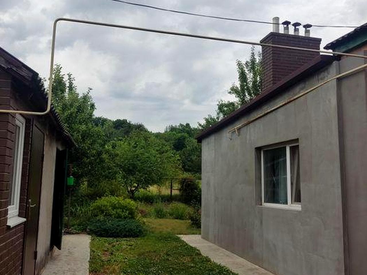 Продам будинок   2 виду опалення у Чугуїві
