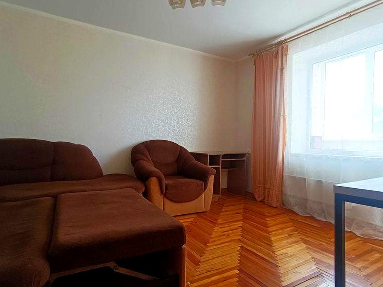 D1A  Продам 1 к.кв, Пятихатки, Курчатова 10, БАМ.