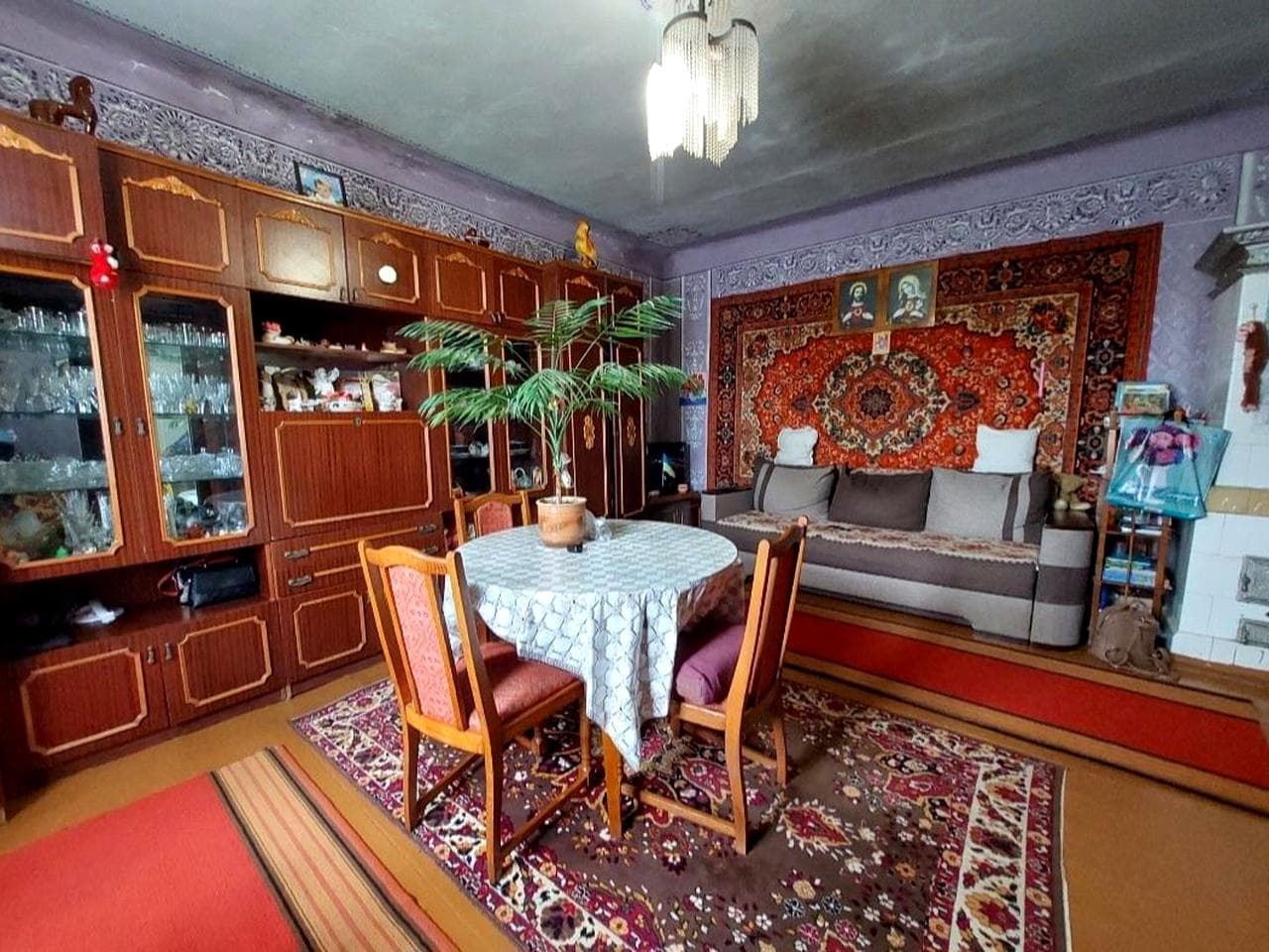 Володимира Великого вул., 14