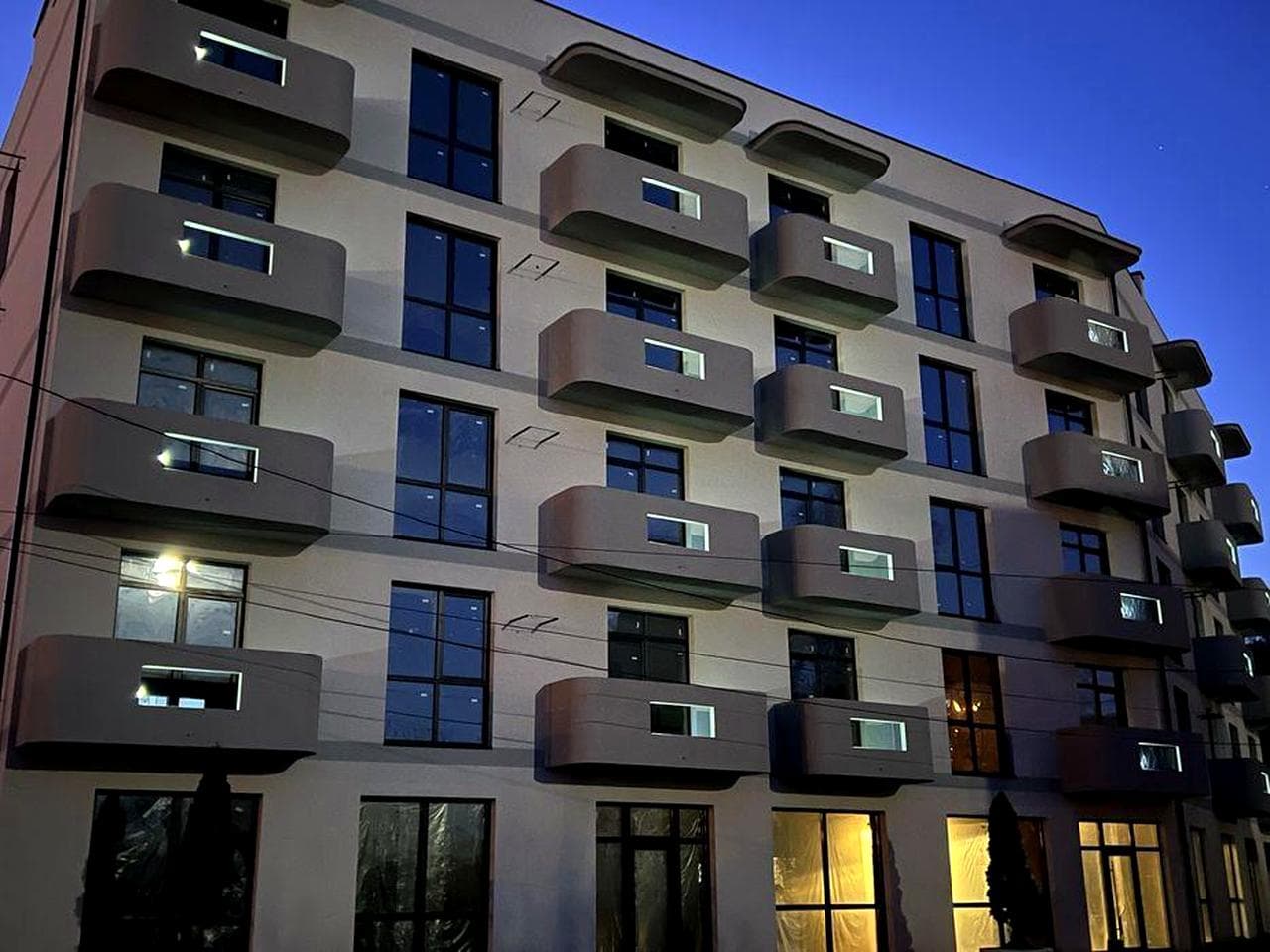 Двох кімнатна квартира 2,5 з сучасним плануванням,кухня студія ЖК RIVERSIDE KHUST