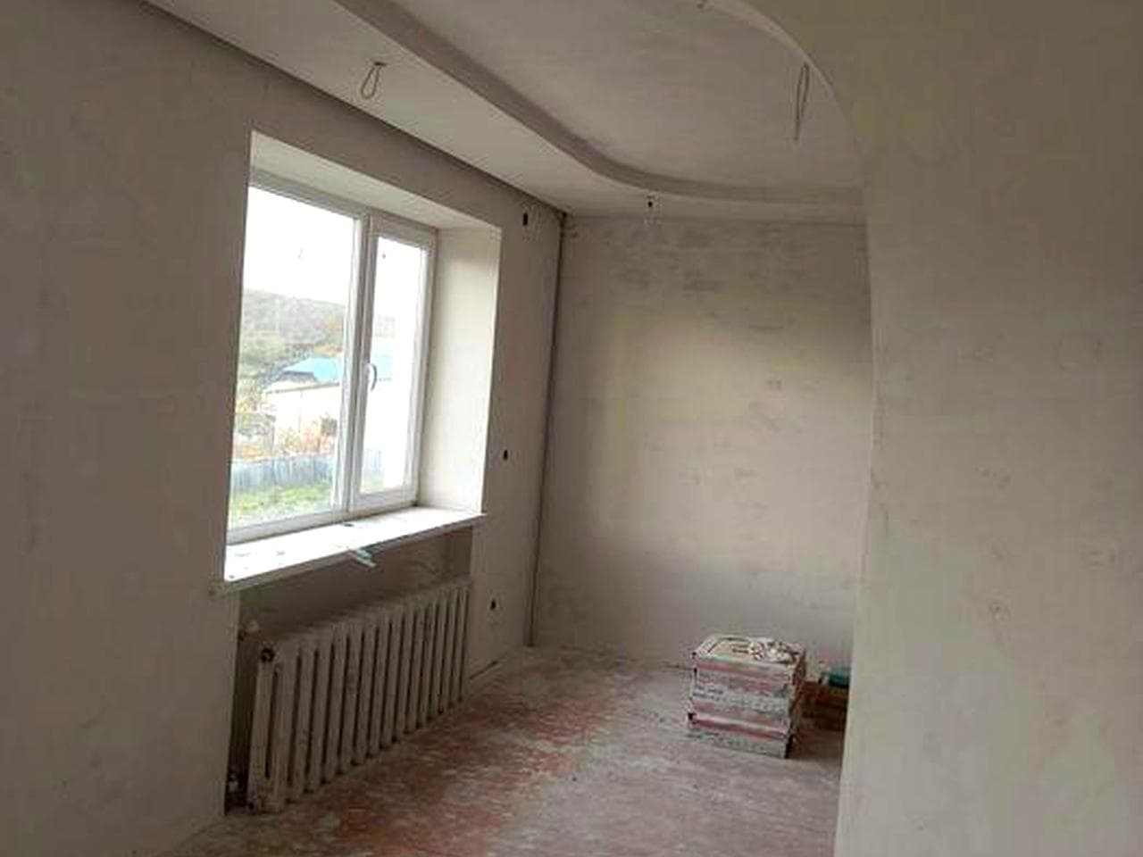 Продам 3-кімнатну квартиру з ділянкою