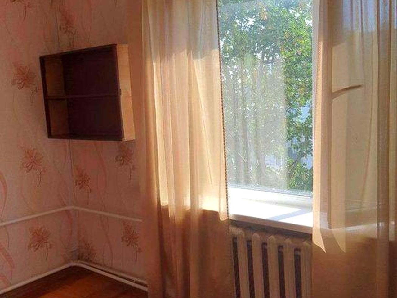 Продам 3-х кімнатну квартиру у Вільнянську