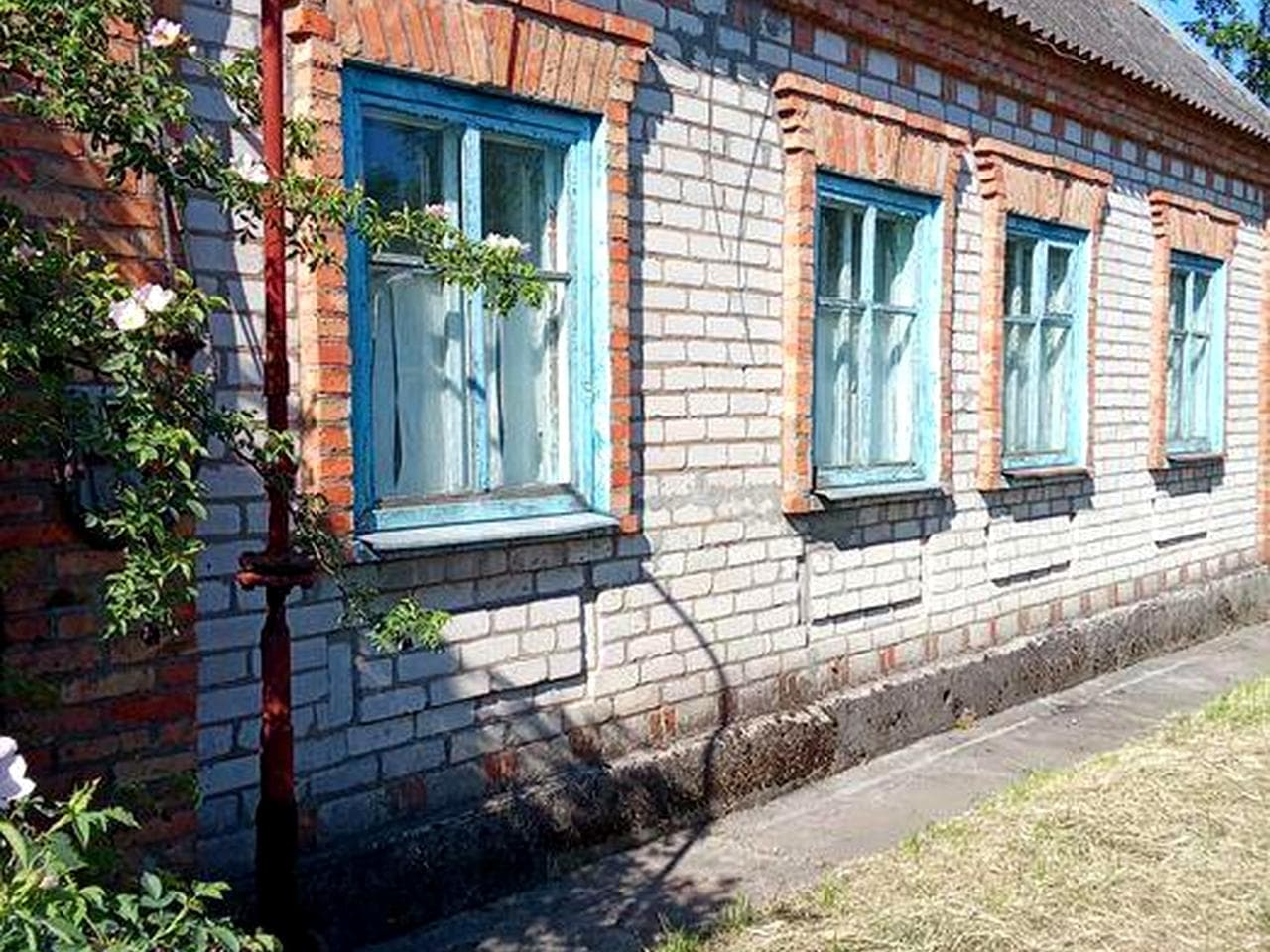 Продам або міняю на квартиру будинок