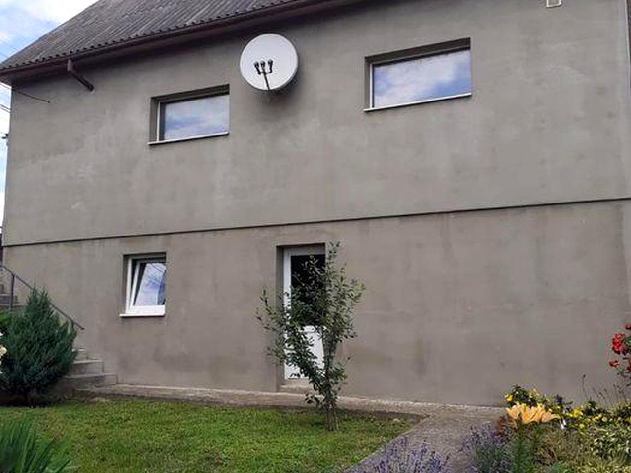 продам будинок м. Бучач біля садіку Сонечко