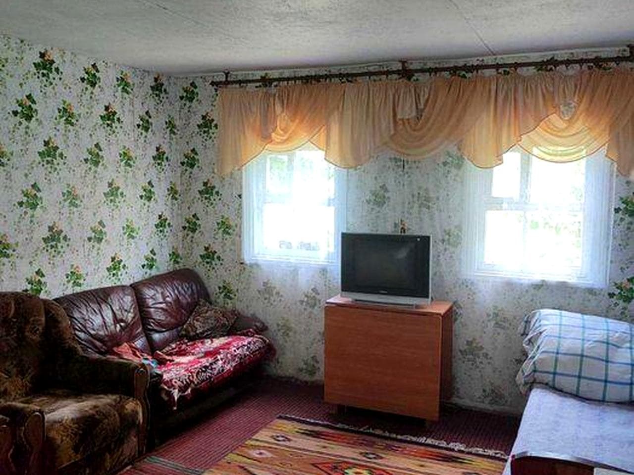 Продам дачу в Сосновому борі