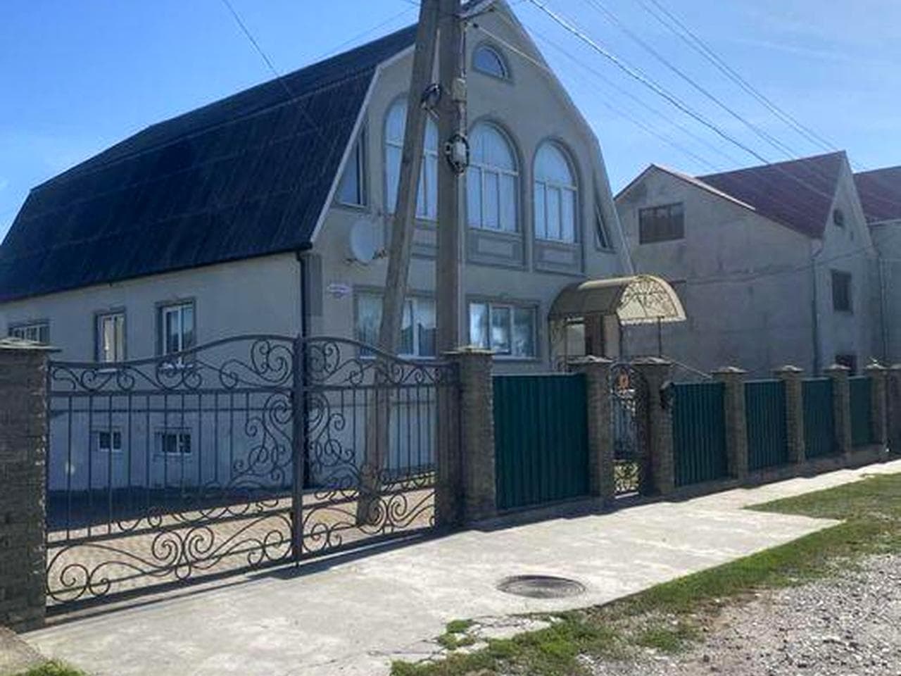 Терміново поодам приватниий будинок