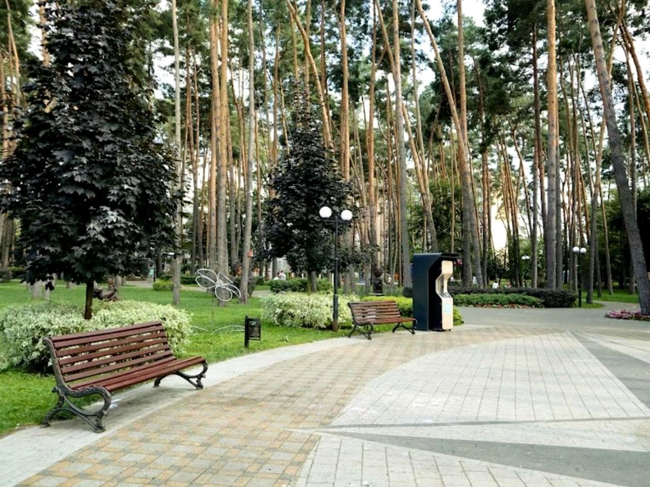 Героїв пров., 7