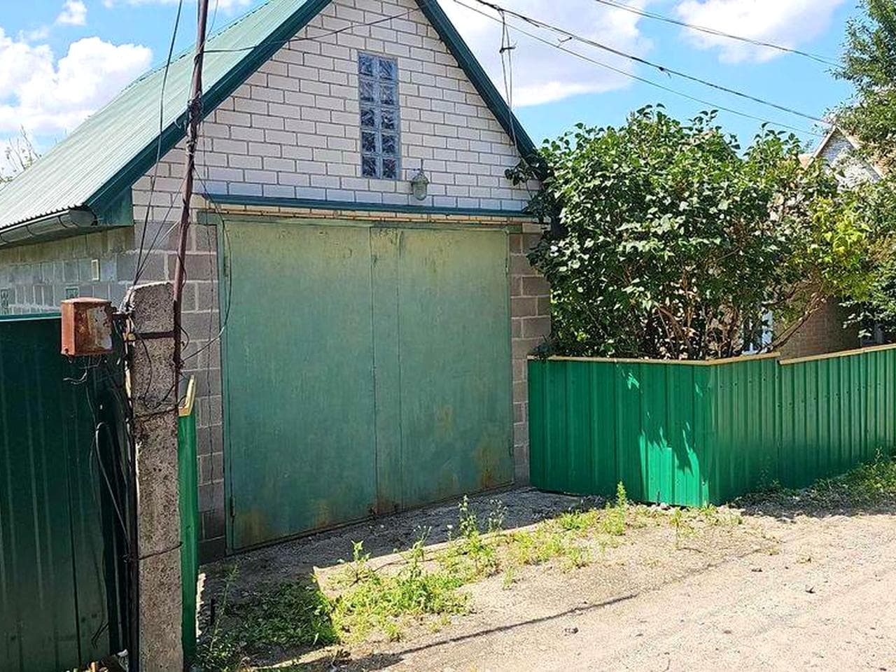 Цегляний будинок, в місті Яготин - всі комунікації. Є ВІДЕООГЛЯД
