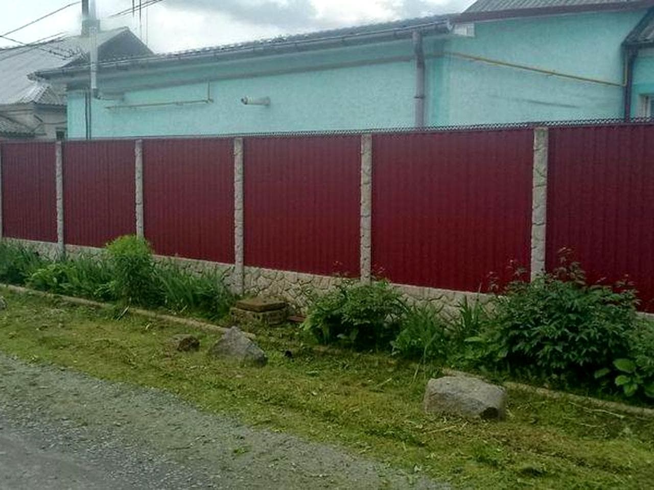 Продаєця мебльований будинок з ремонтом