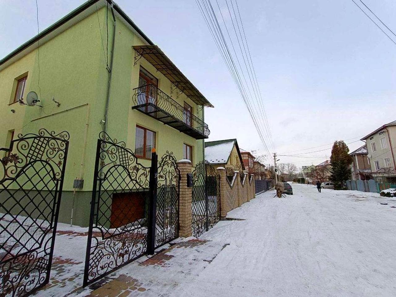 Продаж будинку з сонячними панелями, район школи №2, м. Дрогобич!