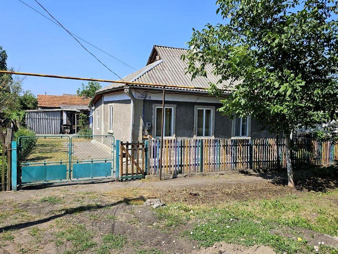 Продам дом в районе Комсомольской. 6 соток, 4 комнаты. общая площадь