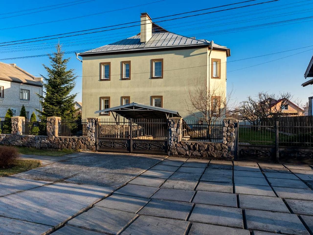 Спаська вул., 94