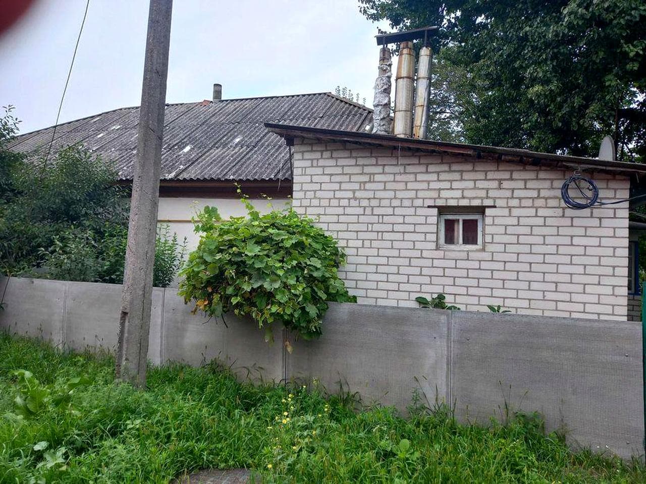 Продам будинок у м. Мена
