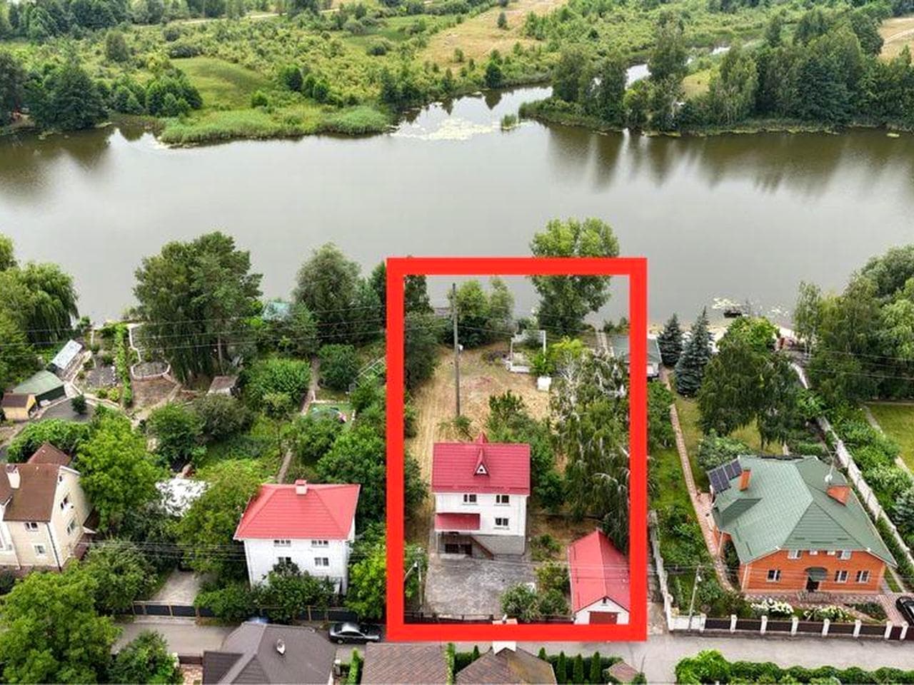 Продаж будинку Конча-Заспа біля води,вул. Старокиївська