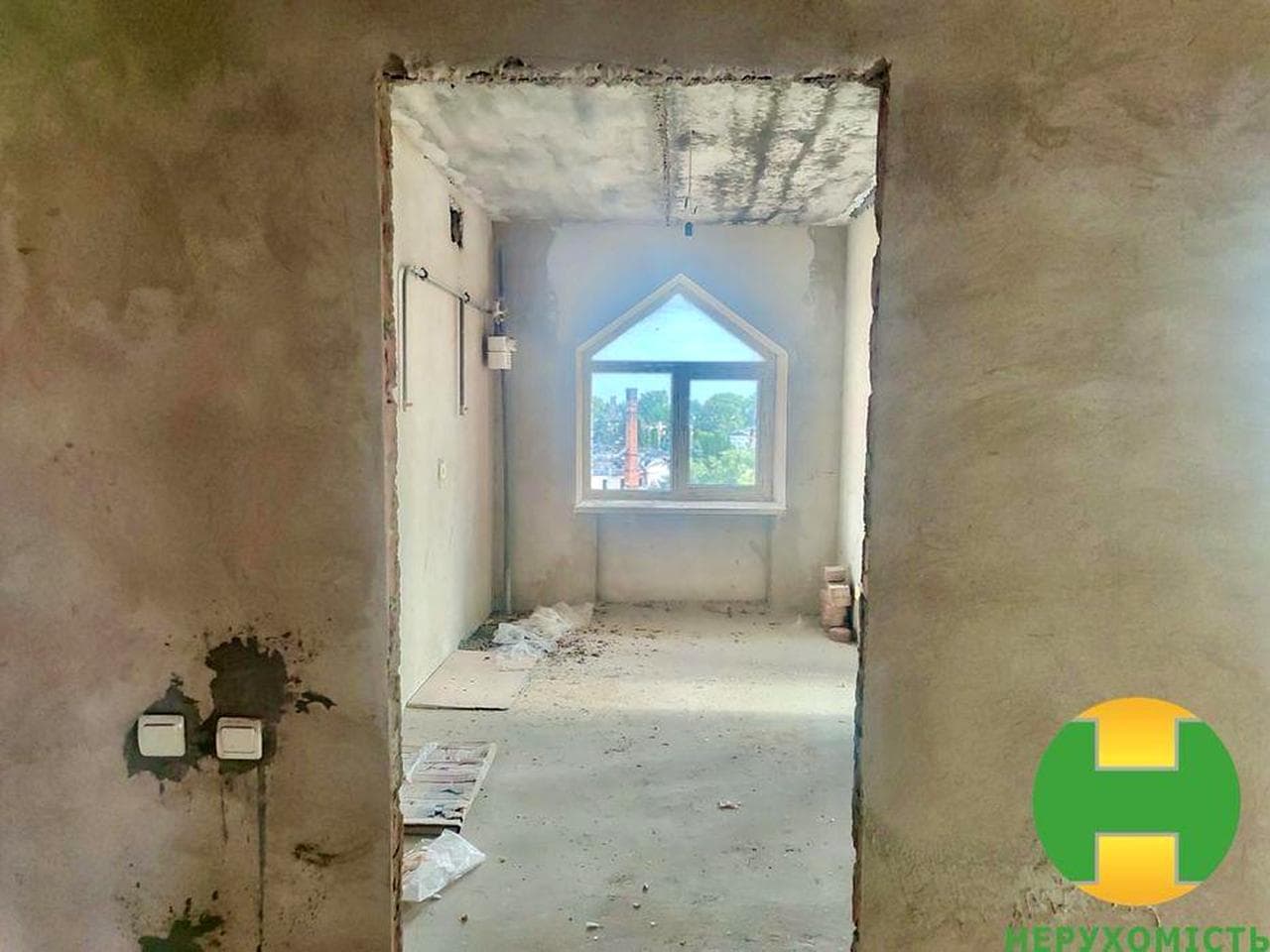 Продається 3-кімнатна квартира в новобудові. Чортків