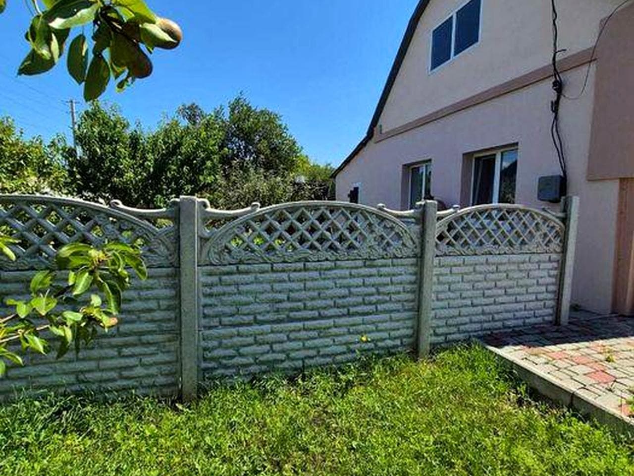 Продам дом с Травневе Харьковского района