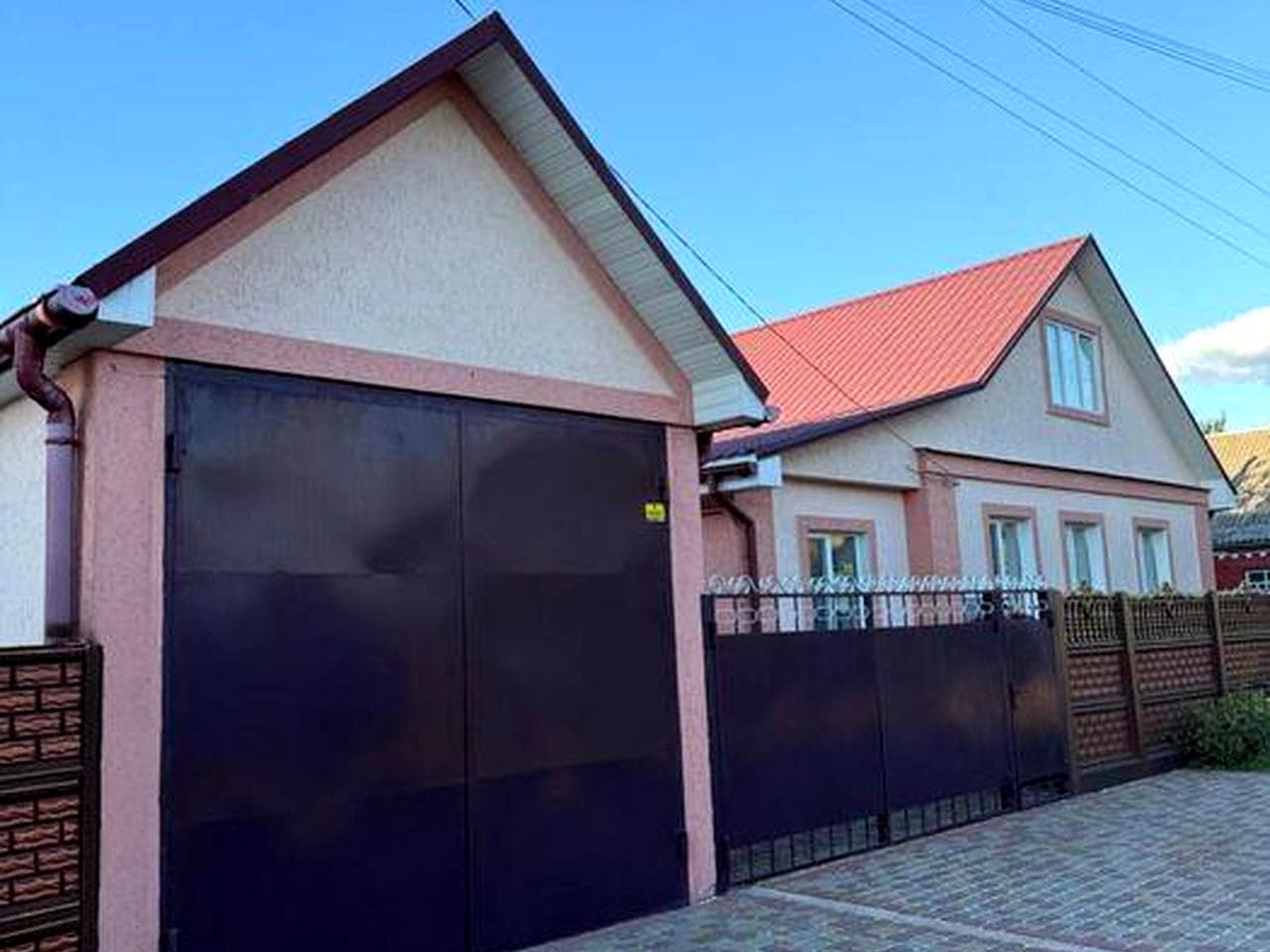Продам будинок в м. Хорол