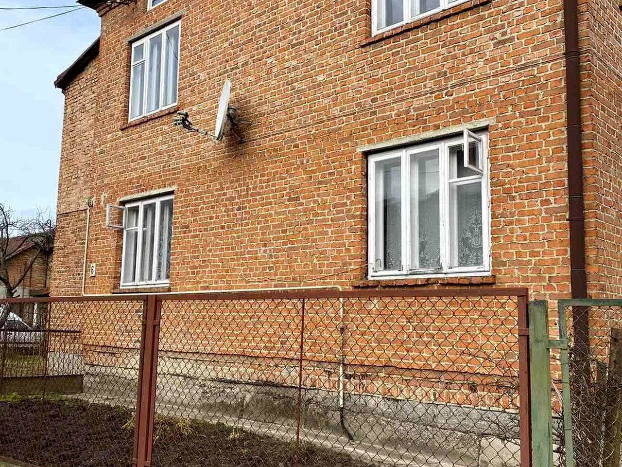 Підлісецького, 6