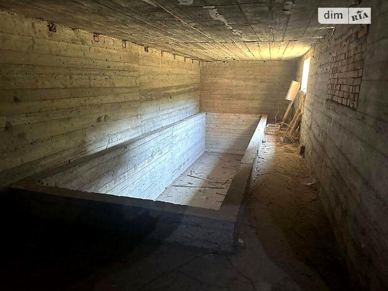Продаж 4к Дім Миру вулиця
