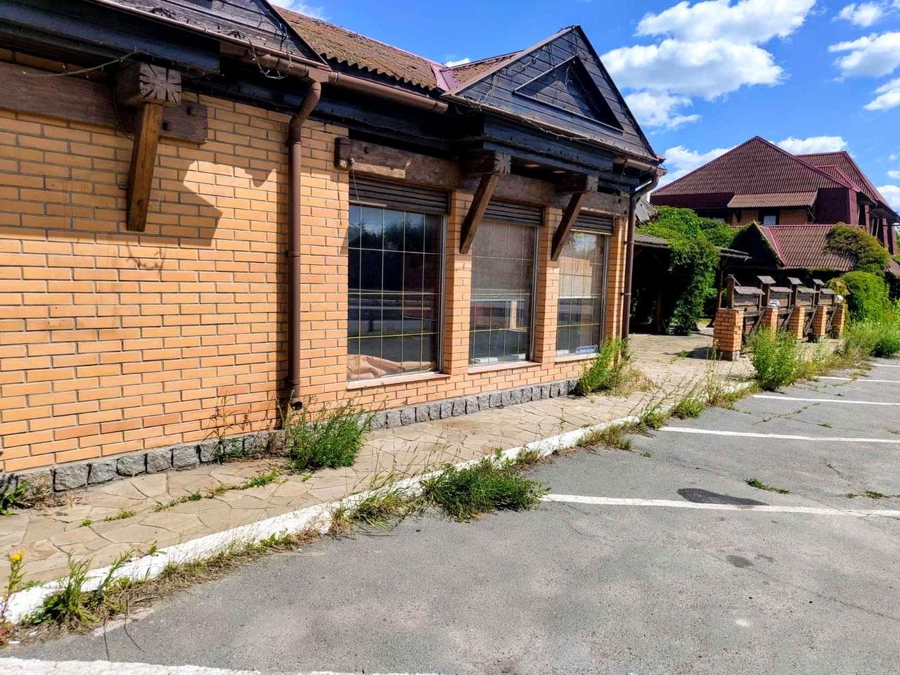 Степана Бандери, 2
