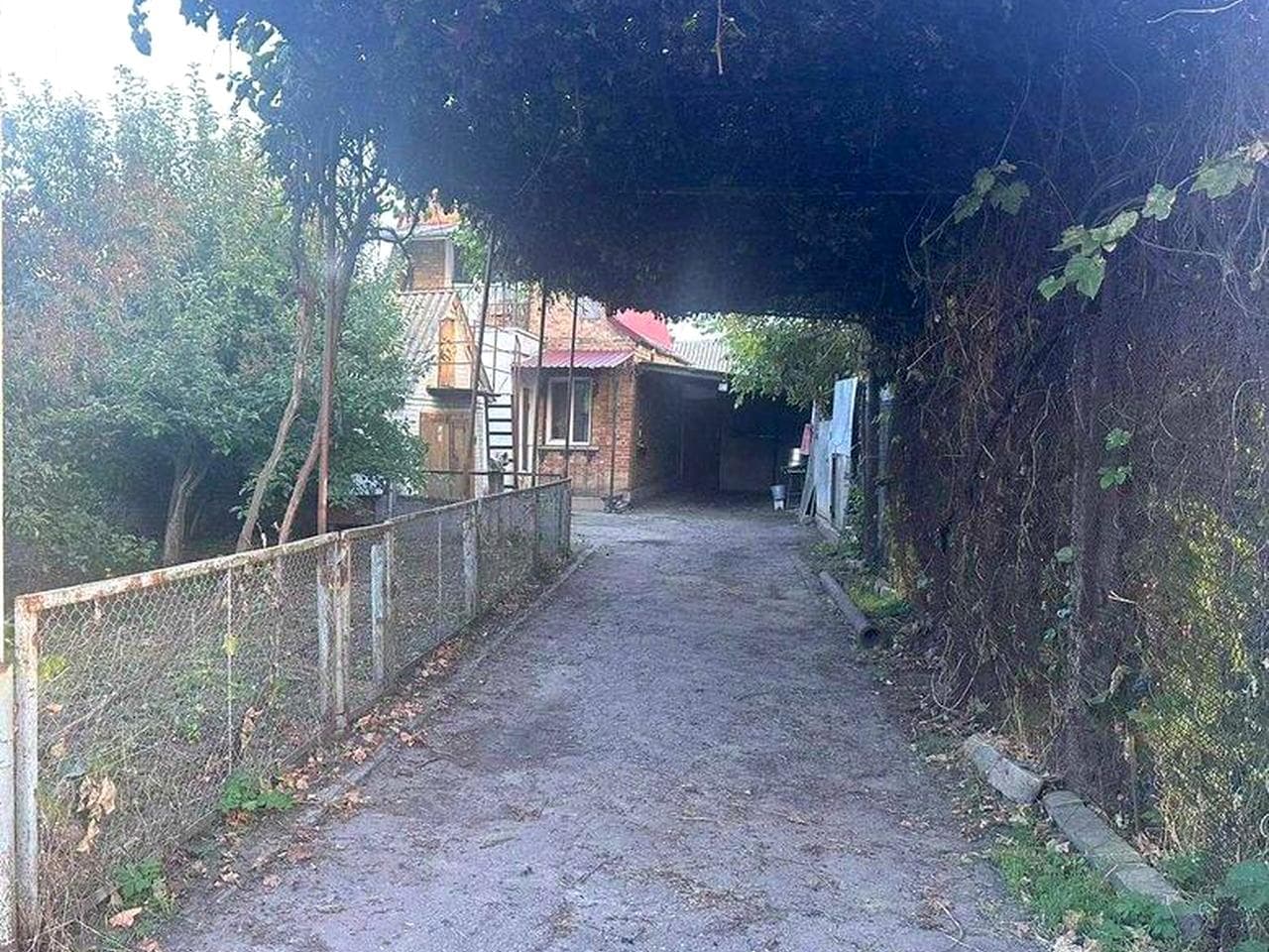 Продається житловий будинок