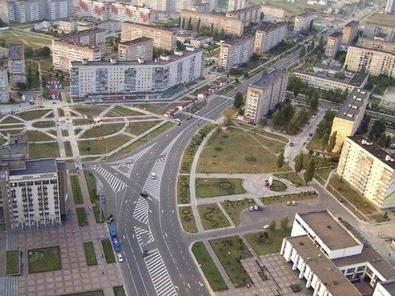 Продам 3-кімнатну квартиру (м.Вараш, Рівненська обл.)