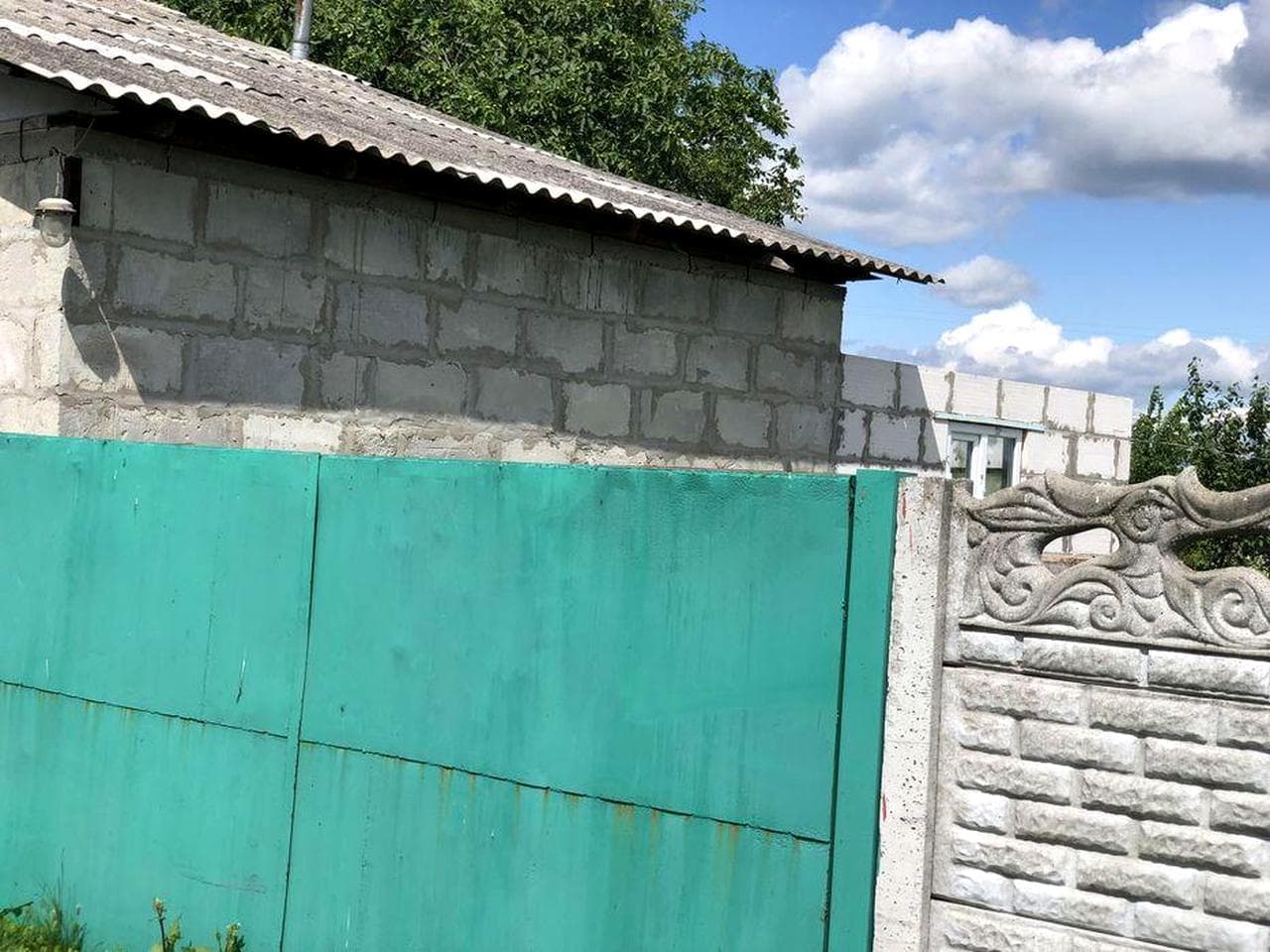 Продам дачний будинок  з приватизованою ділянкою товариство барвінок