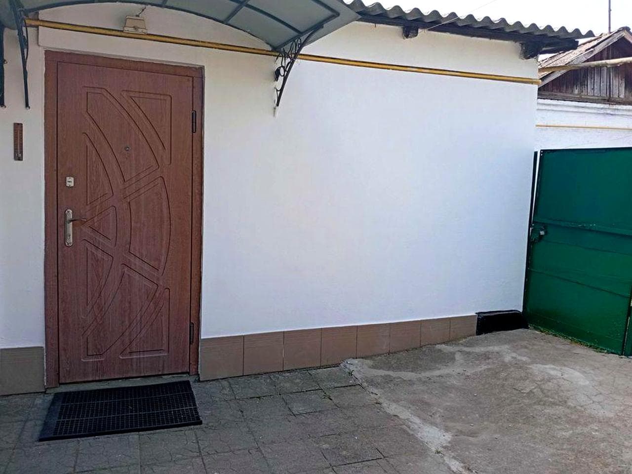Продам пів будинку в центрі міста