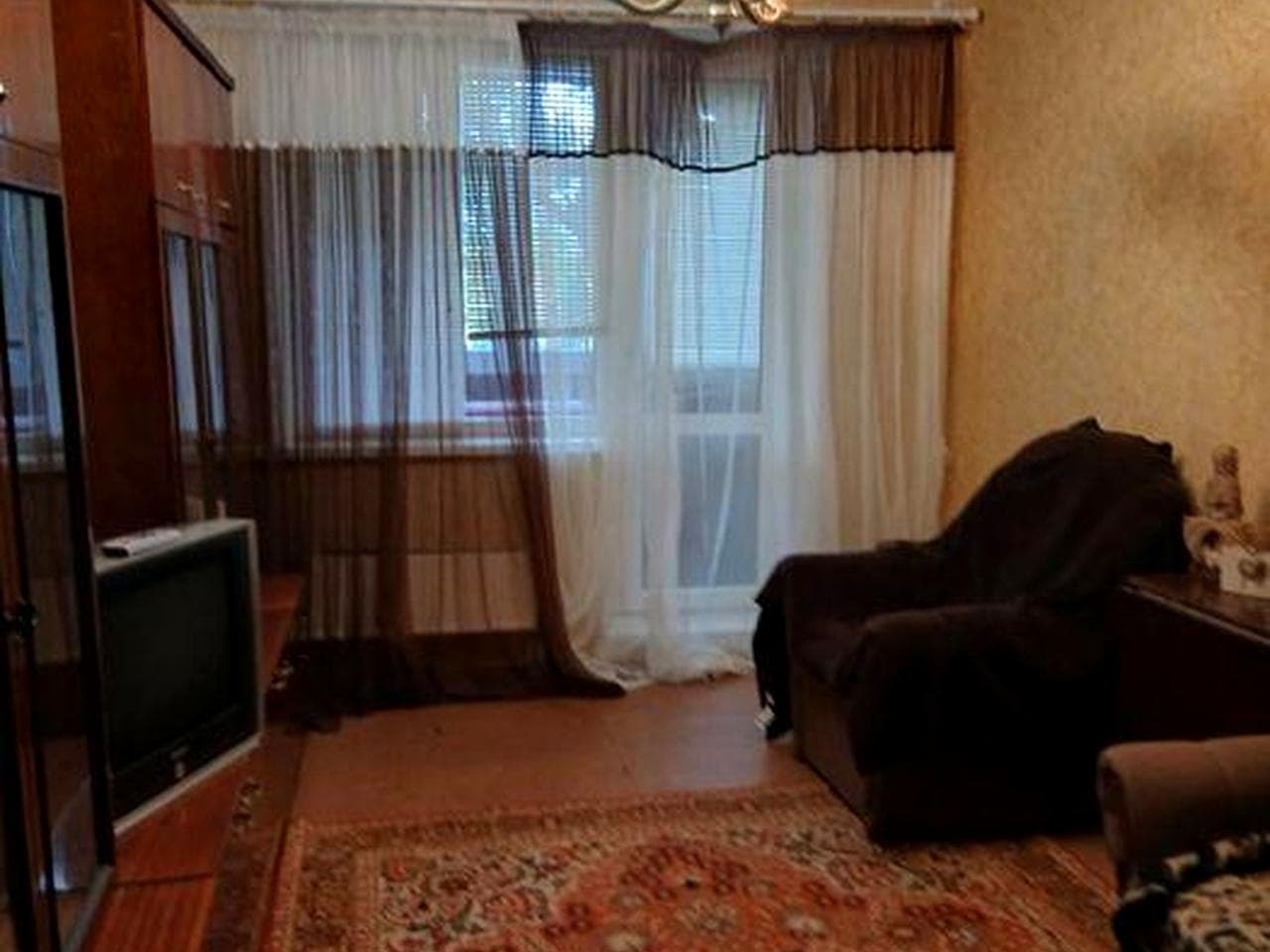 Квартира 3-х комнатная,под коммерческую недвижимость